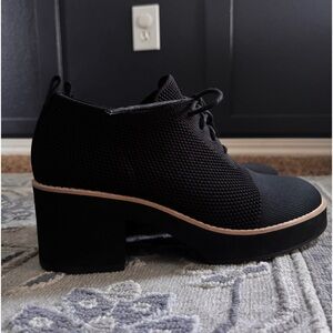 Eileen Fisher Jenna Black Stretch knit bootie, size 8.5